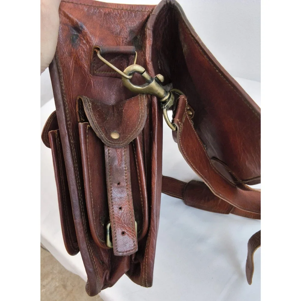 Cuero Handmade Leather Messenger Bag Unisex Brown Leather 11 Pockets #W5112